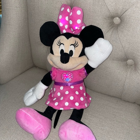 Disney Junior Mickey Mouse Singing Fun Minnie Mouse and Mickey Mouse 12” plush - Picture 4 of 9